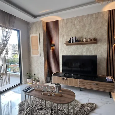 Mahmutlar With Swimming Pool - 6 Min Walk To Alanya
