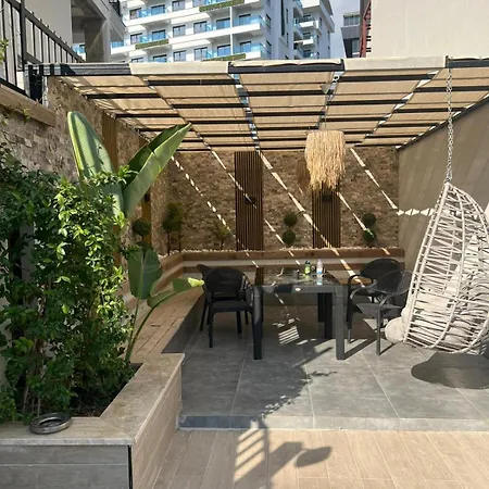 Mahmutlar With Swimming Pool - 6 Min Walk To *