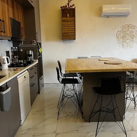 Mahmutlar With Swimming Pool - 6 Min Walk To