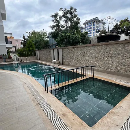 Mahmutlar With Swimming Pool - 6 Min Walk To *